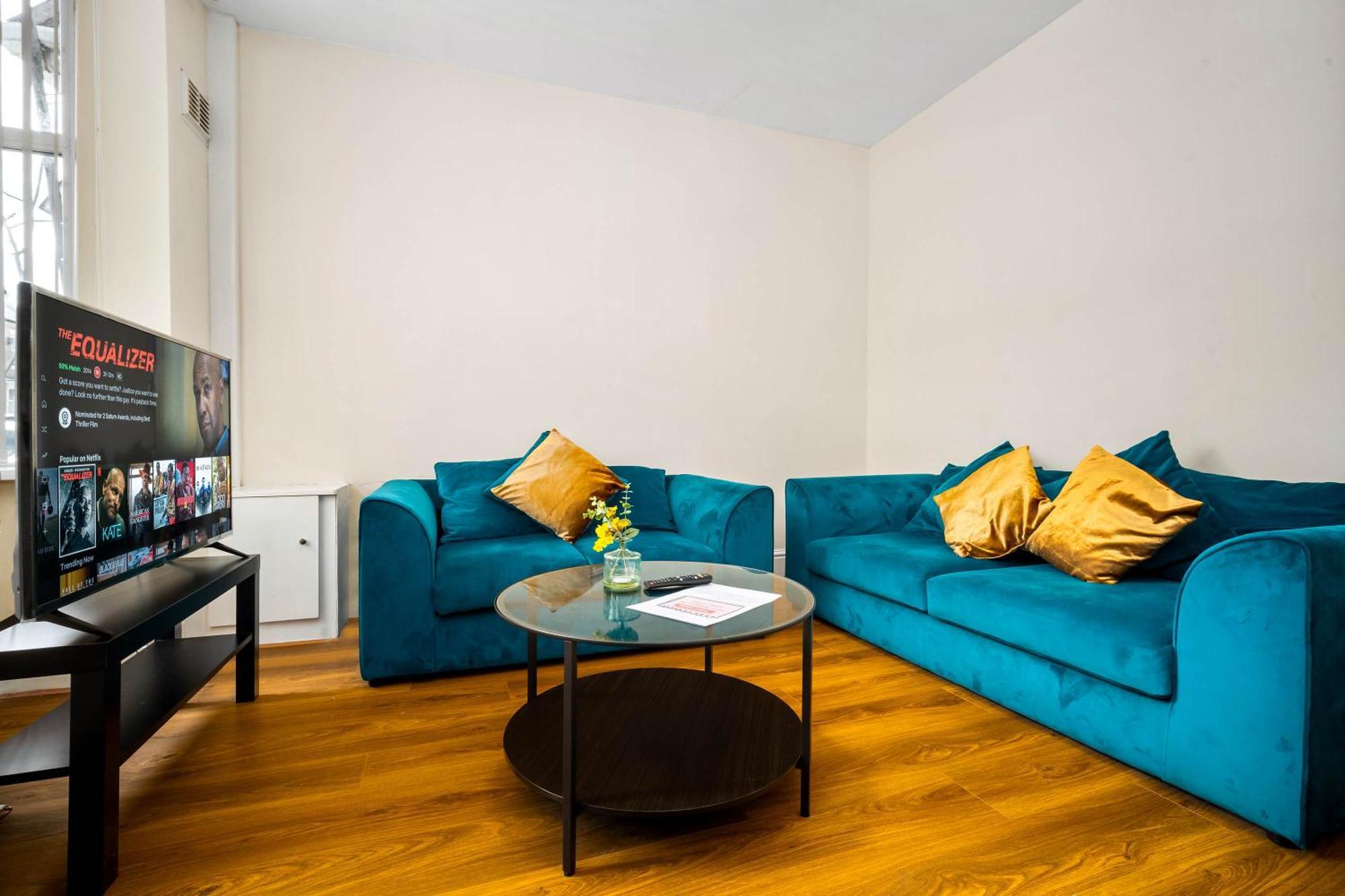 3 Bed House For Contractors & Families And Free Parking Villa Birmingham Exterior photo